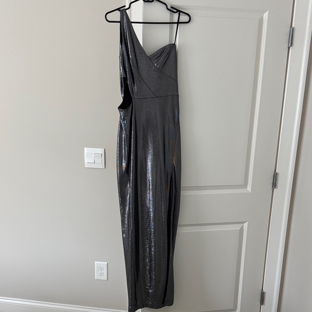 Shimmering One-Shoulder Gown